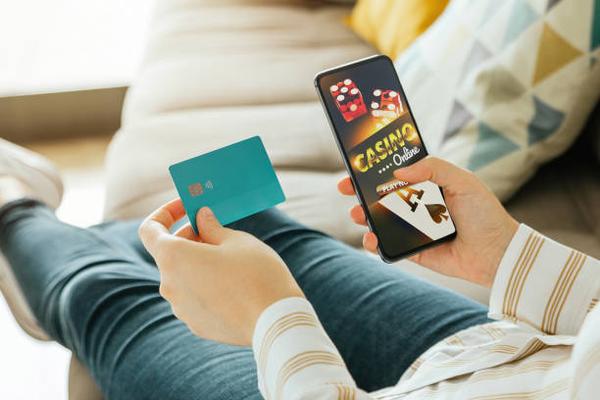 Discover Themed Slot Adventures Through オンラインカジノ Game Collections
